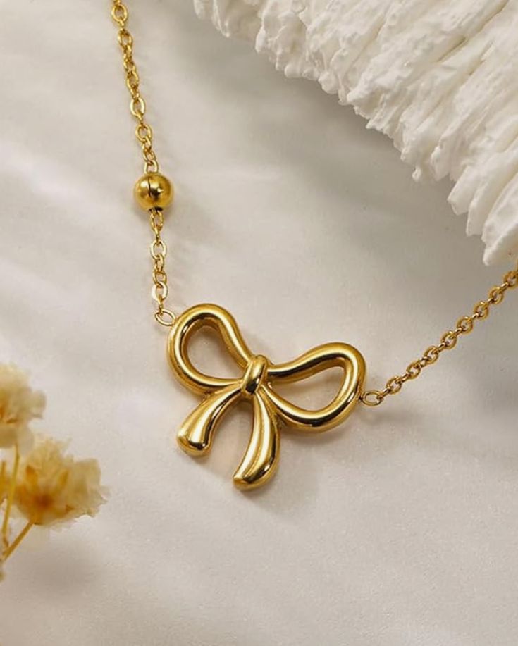 Bow Necklace